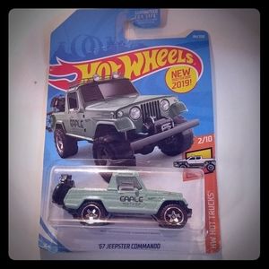 Hot Wheels '67 Jeepster Commando